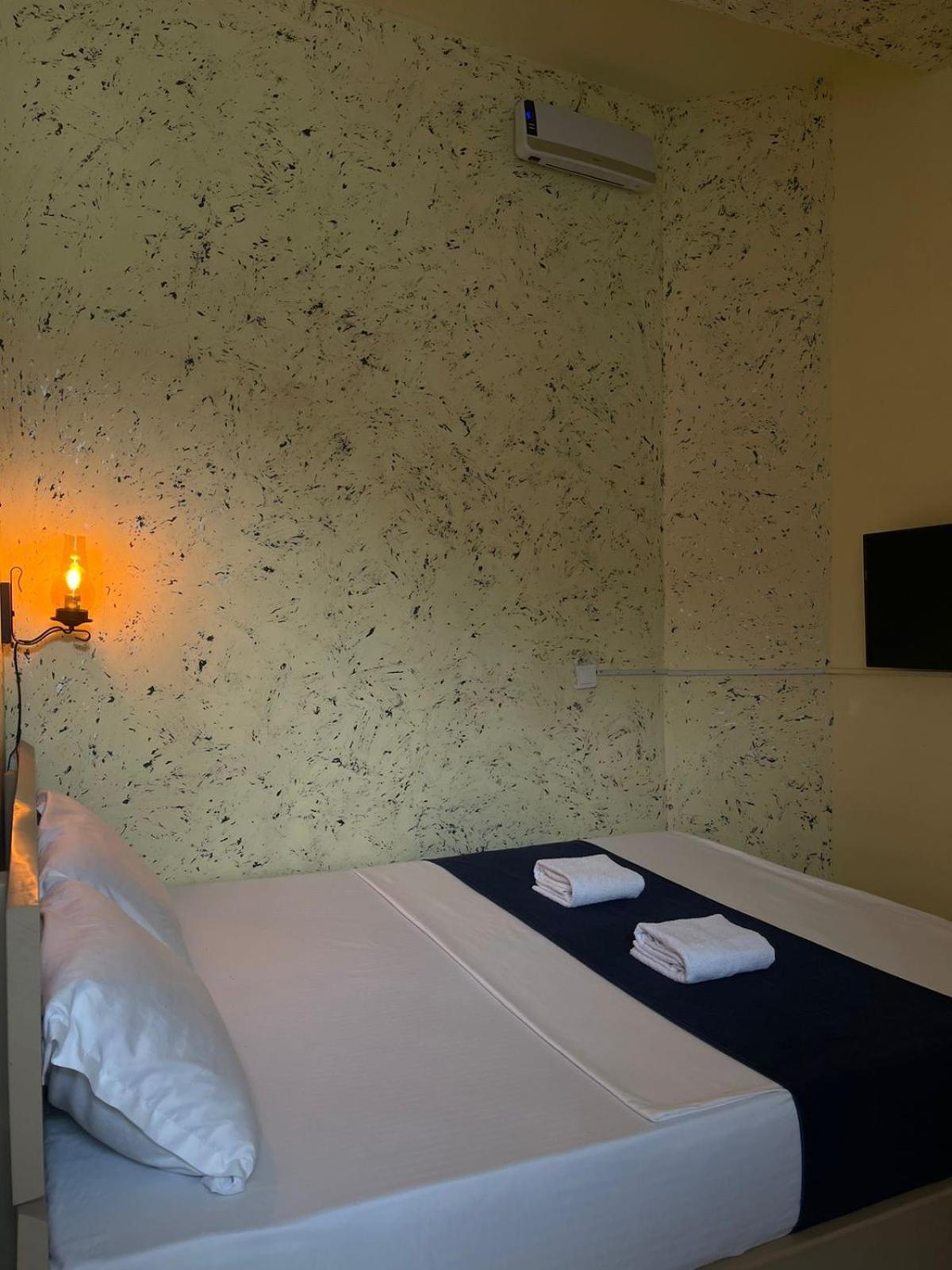 Hotel In Time 普里兹伦 外观 照片